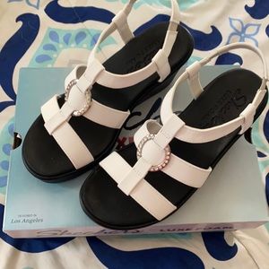 Beautiful and comfortable summer sandals!